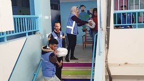Siria eta Turkian gertatutako lurrikararen kalteak konpontzen laguntzeko, Errenteriako Udalak 8.000 euroko ekarpena egin dio  UNRWAri